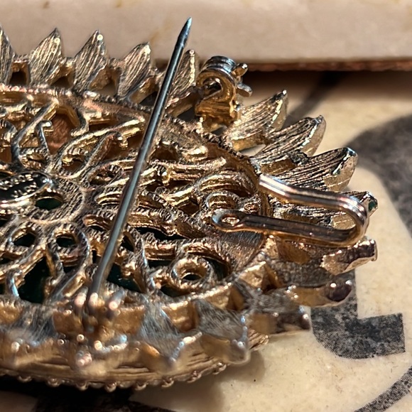 𝗩𝗢𝗚𝗨𝗘 𝗝𝗟𝗥𝗬 𝗩𝗜𝗡𝗧𝗔𝗚𝗘 𝗘𝗠𝗘𝗥𝗔𝗟𝗗/𝗖𝗥𝗬𝗦𝗧𝗔𝗟 𝗕𝗥𝗢𝗢𝗖𝗛 - Picture 9 of 15